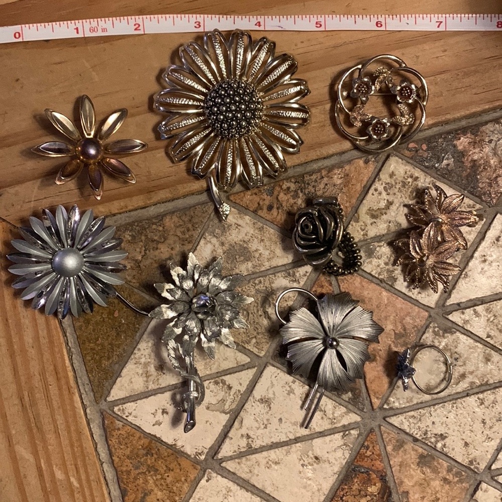 Vintage to Now Jewelry with Flower Theme